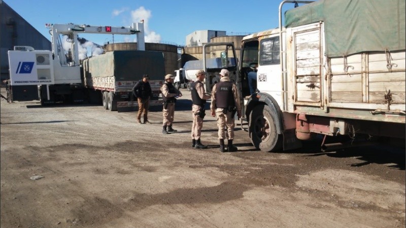 Participaron agentes de Prefectura de San Lorenzo y Buenos Aires.