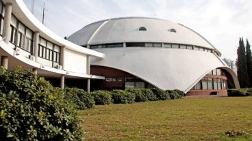 El Observatorio estará abierto al público a partir de las 16.15 y hasta la finalización del eclipse. 