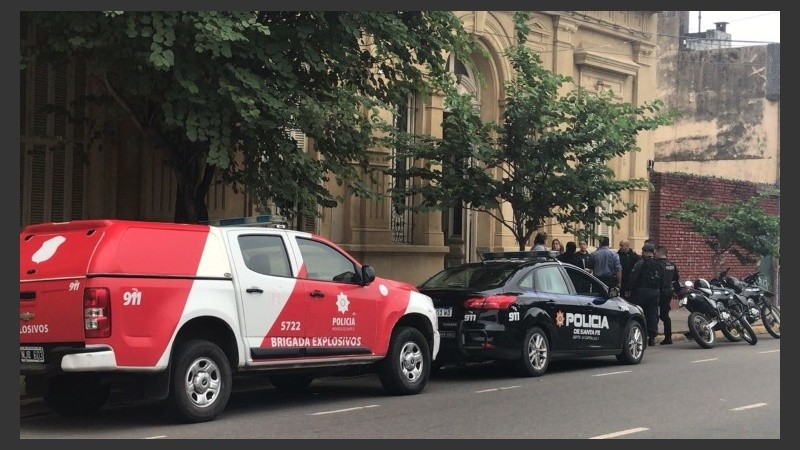 Los llamados obligaron a realizar grandes despliegues.