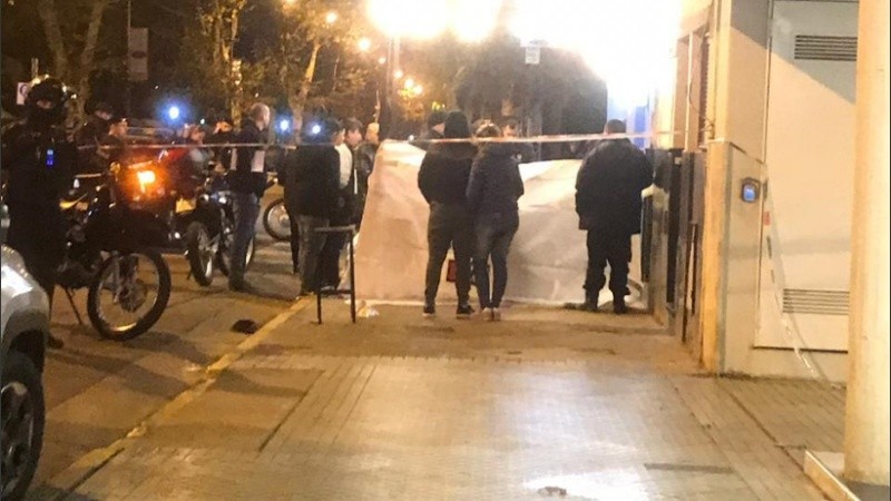 El crimen tuvo lugar en la noche de este domingo en Santiago y Rivadavia.