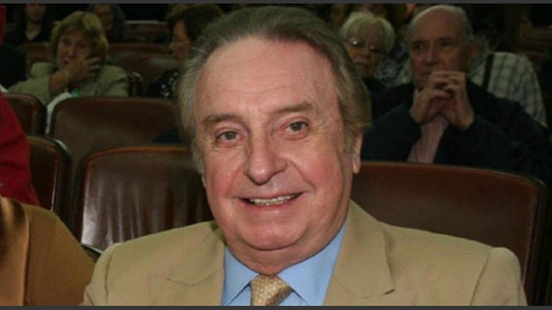 Santiago está consciente pero lucha contra un cuerpo que está muy deteriorado.