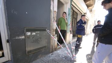 El lugar de la explosión en el centro rosarino.