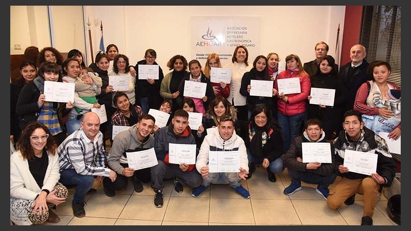 Fueron distinguidos por la intendenta Mónica Fein y el titular de la Aehgar Carlos Mellano.