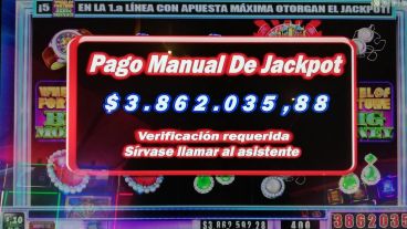 La pantalla que le anunció la gran noticia al ganador.