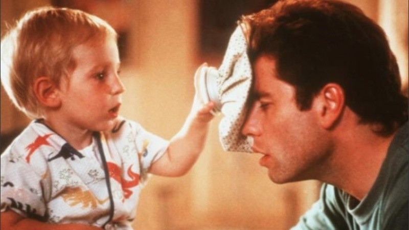 Dirigida por Amy Heckerling, Mira quién habla se estrenó en 1989