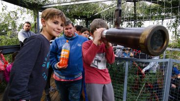 Arrancaron las vacaciones: chicos y chicas de todas las edades disfrutaron este martes feriado de las propuestas que ofrece la ciudad.