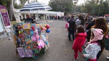Arrancaron las vacaciones: chicos y chicas de todas las edades disfrutaron este martes feriado de las propuestas que ofrece la ciudad.
