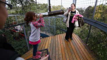 Arrancaron las vacaciones: chicos y chicas de todas las edades disfrutaron este martes feriado de las propuestas que ofrece la ciudad.