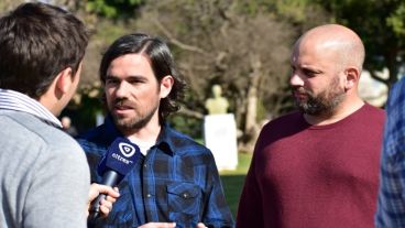 Junto a Crivaro, Del Caño Se refirió a las listas de Santa Fe.