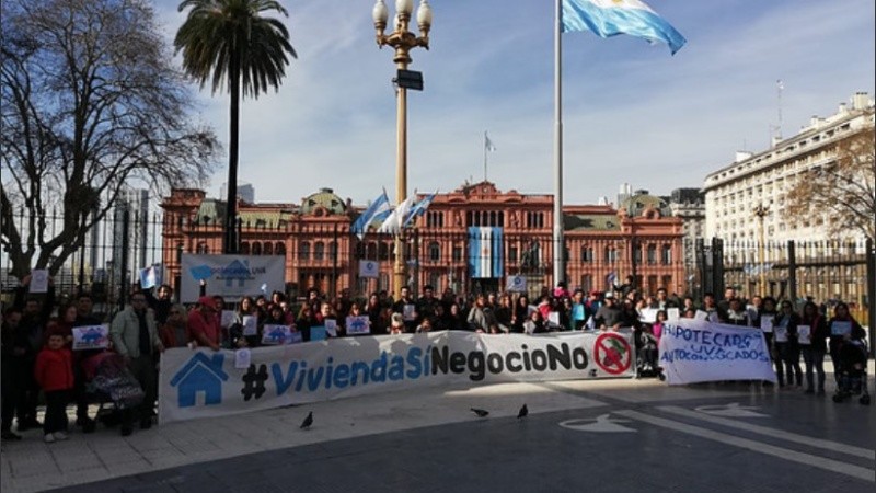 Los tomadores de crédito UVA reclamaban una asistencia.