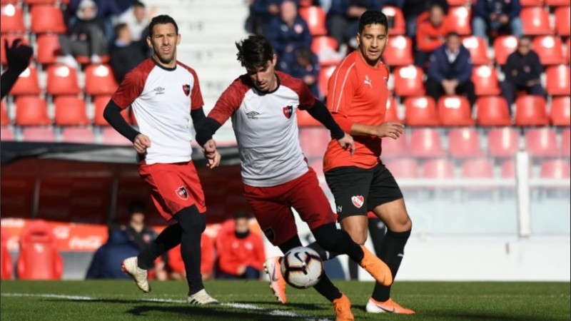 El Gato jugó desde el arranque. 