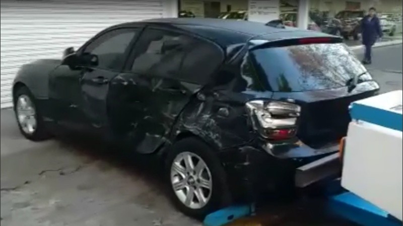 Así quedó el auto de Maximiliano Baclini tras los choques del pasado domingo.