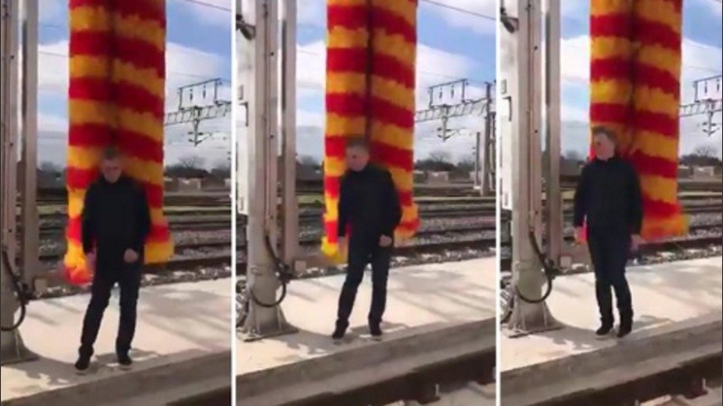 Macri intentó descontracturar el acto de inauguración con el bailecito. 