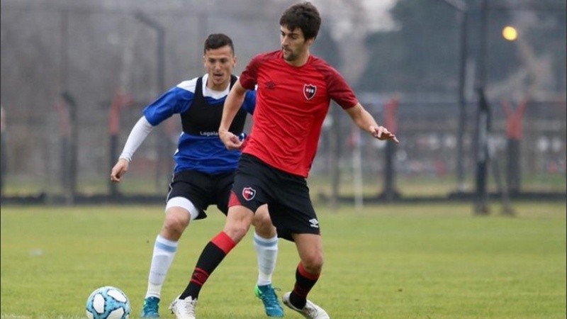 Albertengo fue titular en el amistoso contra Rafaela. 