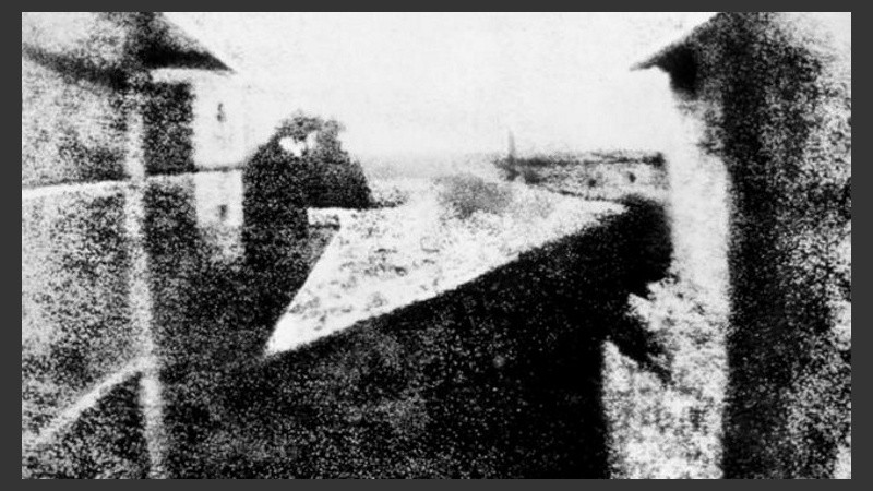 Sede de Gobierno de la Universidad Nacional de Rosario, Maipu 1065. Entrada libre y gratuita.