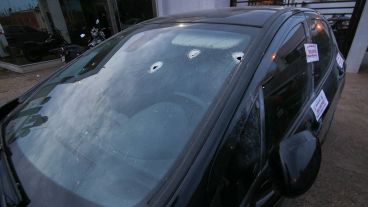 "Lo más probable es que le hayan disparado desde dentro del vehículo”, dijo el fiscal.