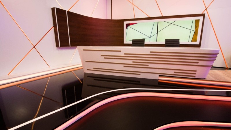 Así quedó el renovado estudio de Telenoche Rosario.