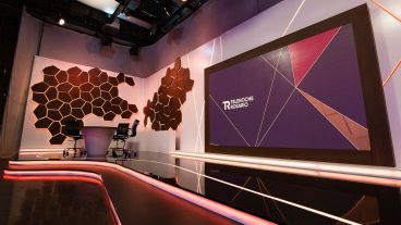 Así quedó el renovado estudio de Telenoche Rosario.