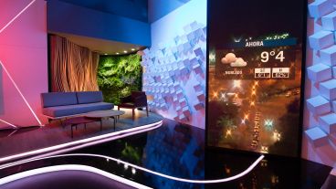 Así quedó el renovado estudio de Telenoche Rosario.