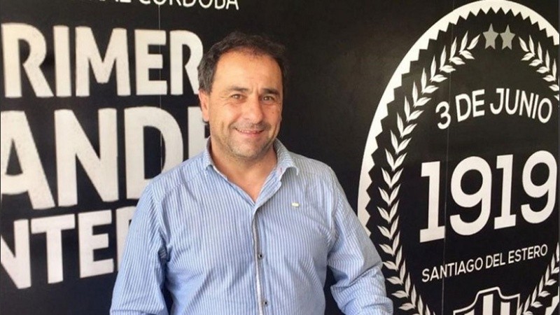 El Sapito Coleoni fue el DT del histórico ascenso santiagueño.