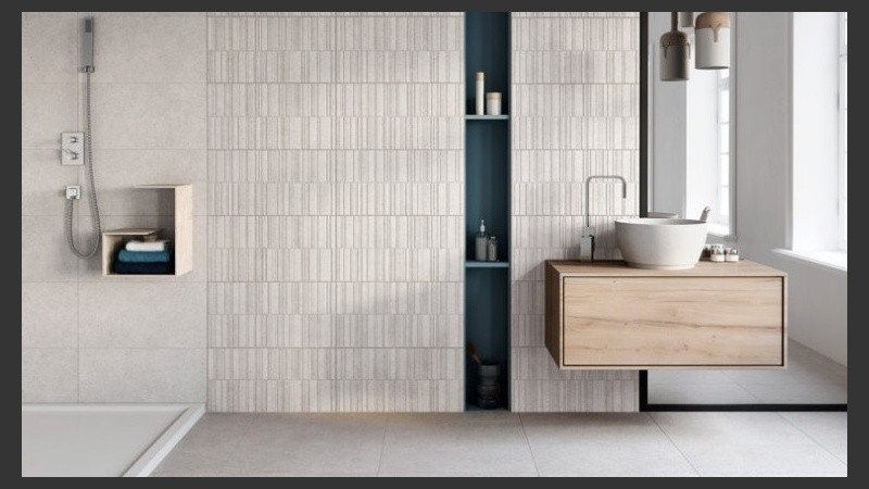 Los azulejos de gran tamaño, tienen la ventaja de crear una ilusión espacial sin fisuras.