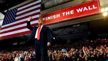Nuevo triunfo de Trump en su idea de construir el muro fronterizo.
