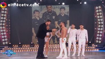 El momento en que apareció la foto con Gavira en Showmatch.