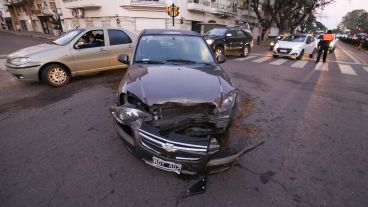 Así quedó el Chevrolet Corsa.