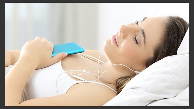 Investigadores han examinado qué tipos de música pueden relajar a los pacientes y cuánto.