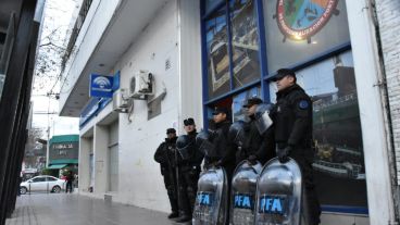 Interviene personal de la PFA de Buenos Aires.