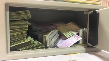 Fajos, fajos y más fajos en los operativos de la Federal.