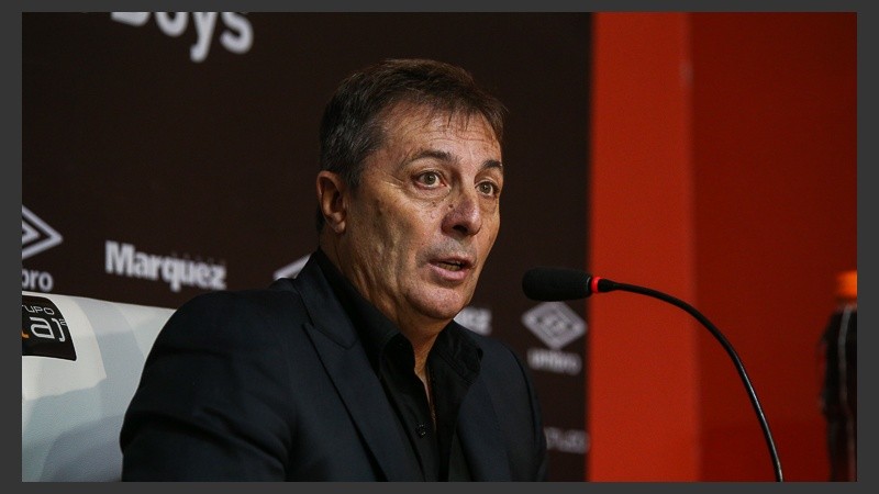 El entrenador leproso no definió el equipo.