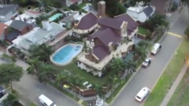 Imágenes aéreas del caserón del gremialista portuario en San Lorenzo.