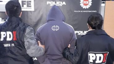 El acusado por el crimen quedó detenido a la espera de audiencia imputativa.