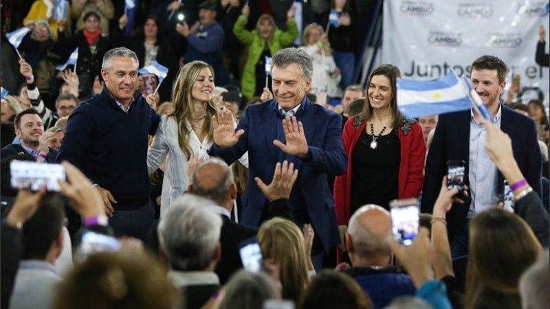 Macri con los referentes santafesinos de Juntos por el Cambio.