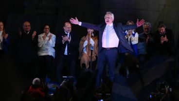 Alberto cerró el acto con su discurso.