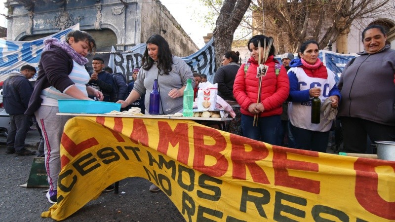 Pan y trabajo, pedido renovado para San Cayetano.
