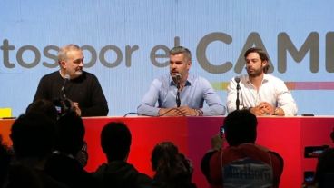 Marcos Peña dio una conferencia de prensa después de las 19.