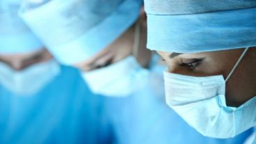 "Por endometriosis consultan después de haber sufrido los síntomas durante años", dijo Solari.