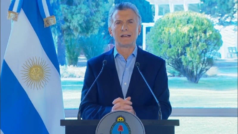 El mandatario anunció el paquete de desde Olivos.