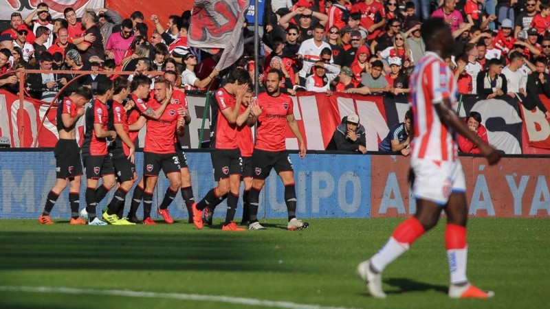 Nadalín anotó el gol y todo el Coloso explotó.