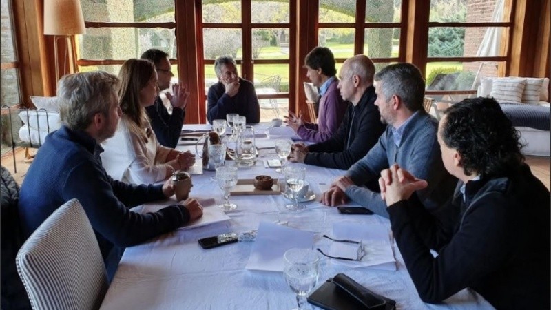 Macri y todo el equipo de Cambiemos recibieron a Lacunza en la quinta del presidente. 