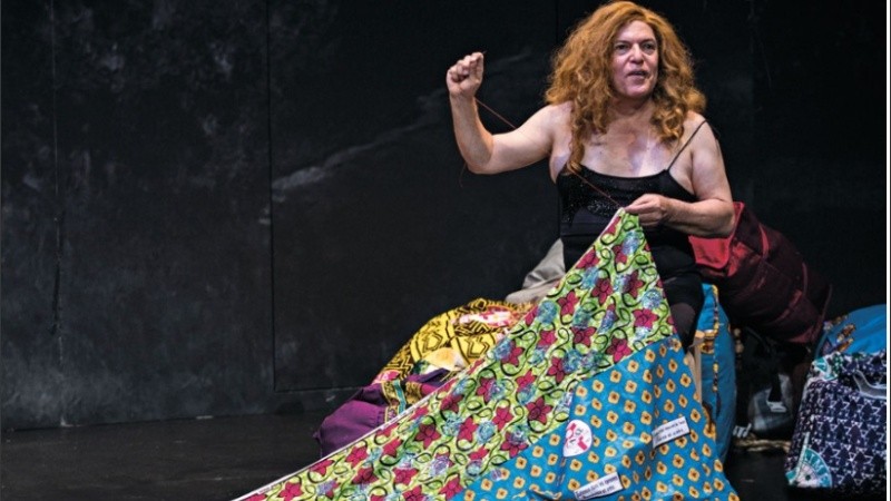 El actor y vestuarista Raúl Fernández protagoniza 