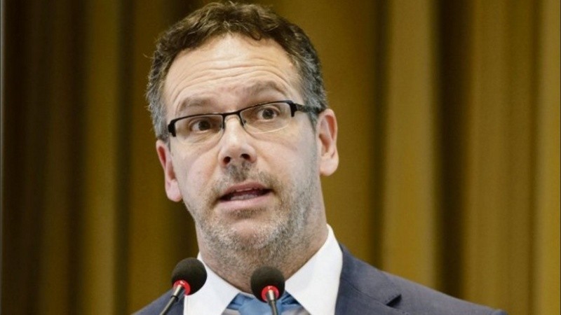 Sandleris habló antes de la apertura del mercado cambiario.