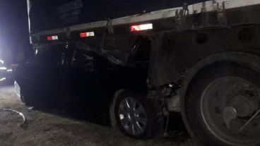 El camión trasladaba aceite desde Cañuelas a Paraguay.