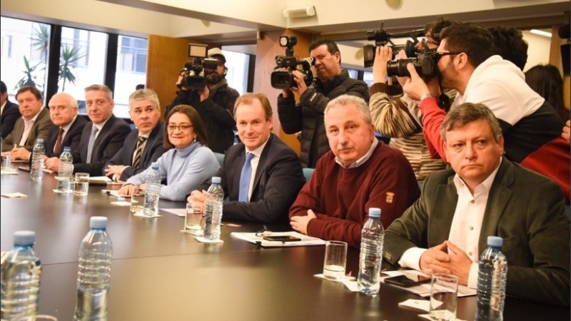 Lifschitz, junto a los gobernadores peronistas.