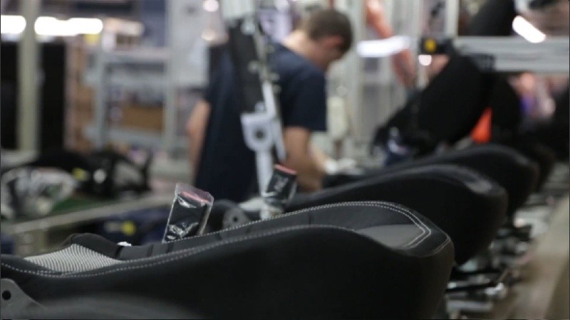 En Adient Rosario trabajan 230 personas.