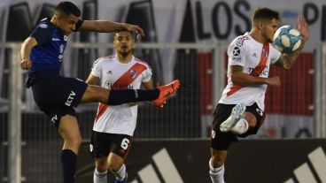 El equipo de Alexander Medina se posiciona arriba.