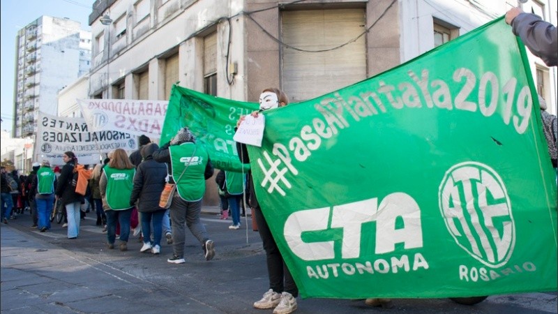 La marcha de estatales recorrerá las calles céntricas este jueves.