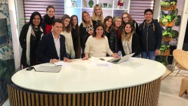 Futuros licenciados por los estudios de El Tres.